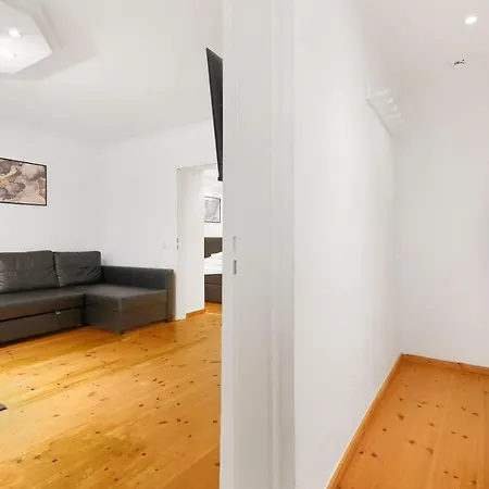 Near Potsdamer Platz Apartament